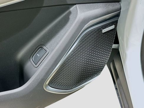 New 2026 GMC Acadia Elevation FWD image 19