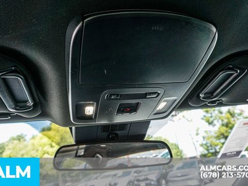 Used 2025 Toyota Camry SE image 33