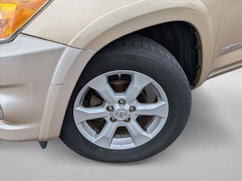 Used 2012 Toyota RAV4 Limited w/ Navigation Value Pkg AWD/4WD image 8