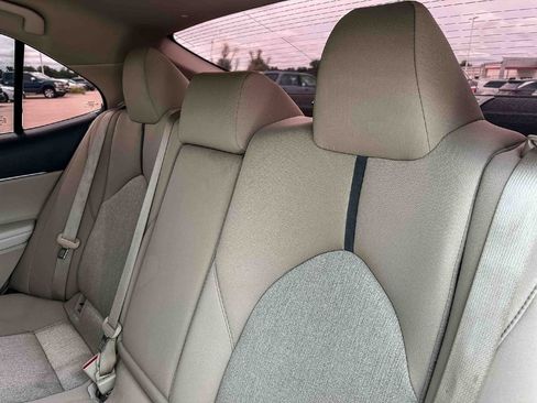 Used 2022 Toyota Camry LE FWD image 19