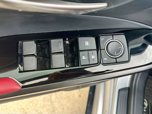 Used 2025 Lexus IS 350 F Sport w/ Accessory Package 2 RWD image 17