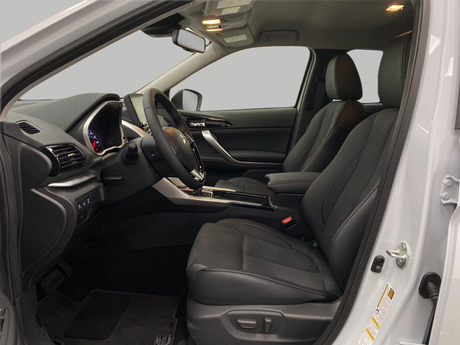 New 2026 Mitsubishi Eclipse Cross AWD image 29