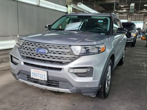 Used 2022 Ford Explorer Limited image 1