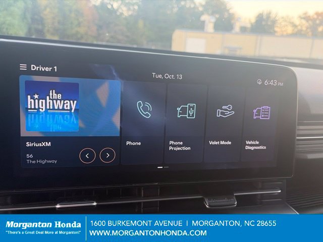 Used 2025 Hyundai Kona SEL AWD/4WD image 19