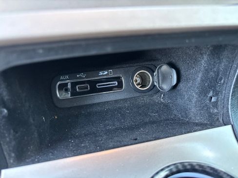 Used 2015 Jeep Grand Cherokee Limited w/ Luxury Group II image 26