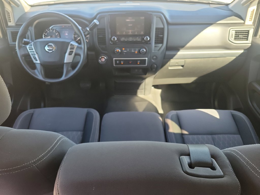 Used 2022 Nissan Titan S RWD image 18