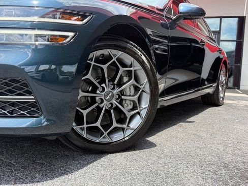 Used 2021 Genesis G80 3.5T RWD image 2