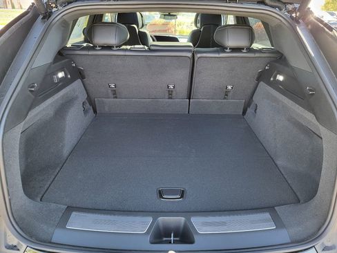 New 2026 Cadillac Lyriq Luxury image 8