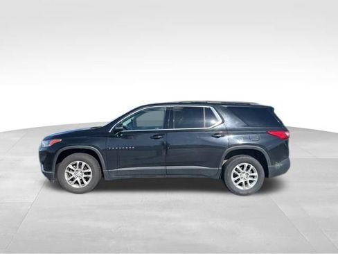 Used 2020 Chevrolet Traverse LT FWD image 2