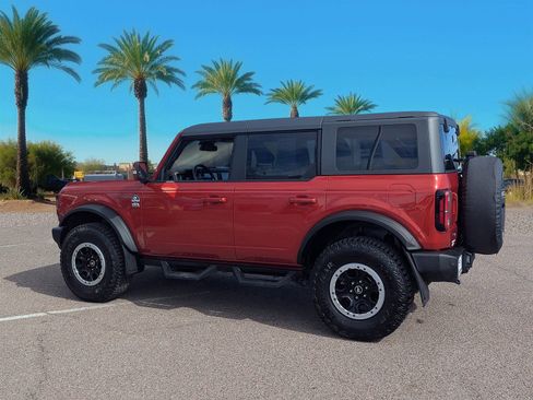 Certified 2023 Ford Bronco Outer Banks w/ Sasquatch Package image 3