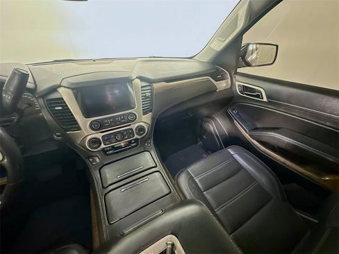 Used 2019 GMC Yukon Denali w/ Denali Ultimate Package image 11