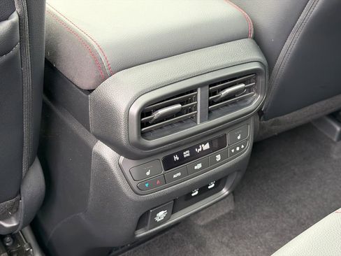 New 2026 Honda Pilot Black Edition image 19