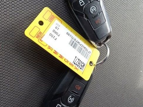 Certified 2019 Ford F150 XLT w/ Equipment Group 302A Luxury image 24