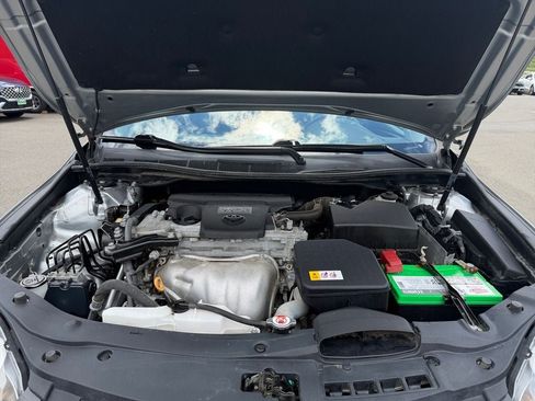 Used 2017 Toyota Camry SE FWD image 29