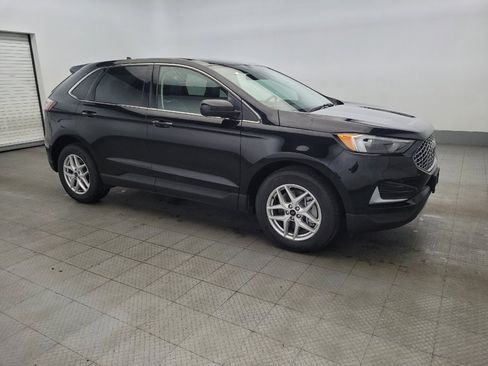 Used 2024 Ford Edge SEL image 11
