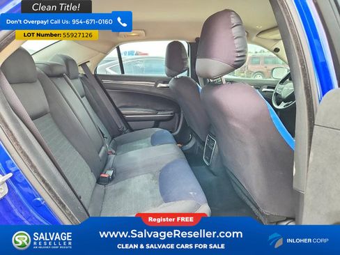 Used 2019 Chrysler 300 Touring w/ Chrome Appearance Package RWD image 13