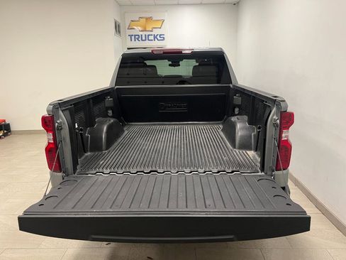 Used 2025 Chevrolet Silverado 1500 LT image 15