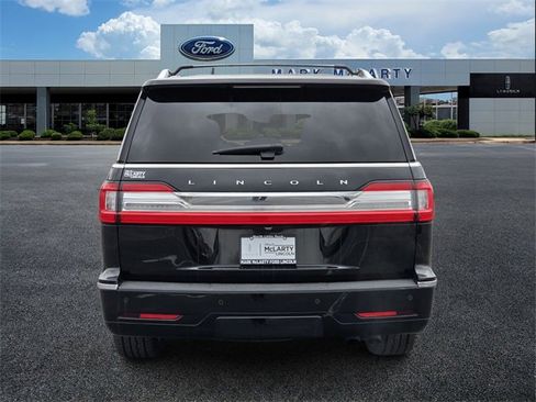 Used 2020 Lincoln Navigator Reserve w/ Equipment Group 208A Reserve image 4