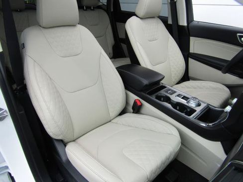 Used 2024 Ford Edge Titanium w/ Equipment Group 301A AWD/4WD image 10