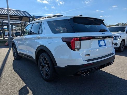 New 2026 Ford Explorer ST w/ Sun And Sound Package image 6