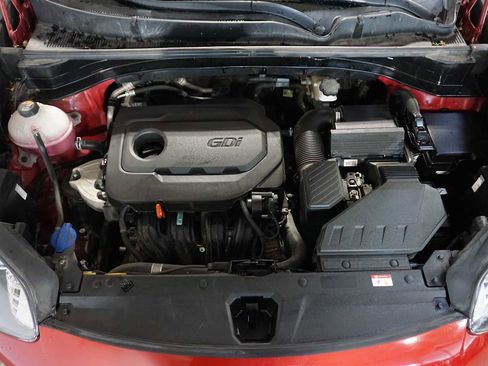 Used 2021 Kia Sportage LX image 12