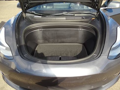 Used 2018 Tesla Model 3 Long Range RWD image 21