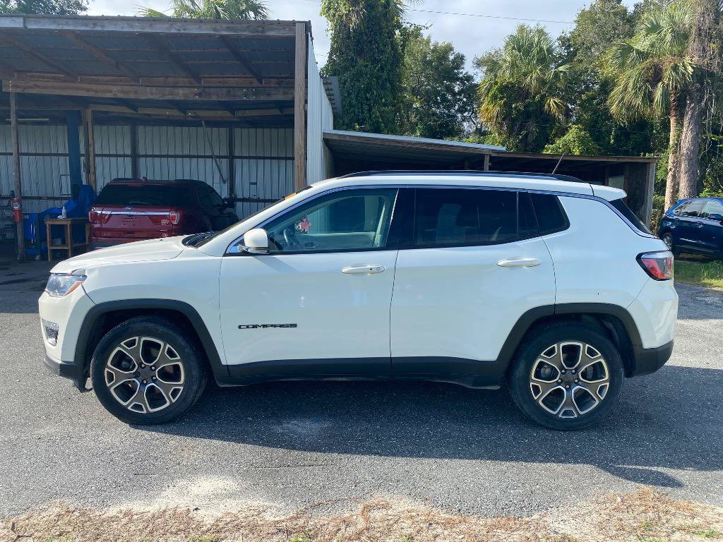 Used 2019 Jeep Compass Limited FWD image 1