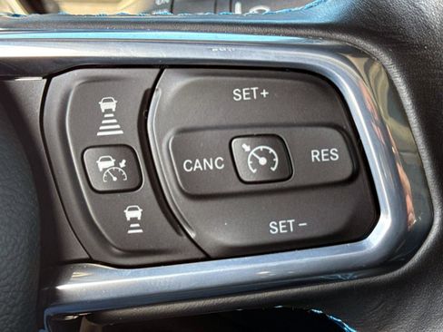 Used 2023 Jeep Wrangler Unlimited Rubicon 4xe w/ Steel Bumper Group image 15