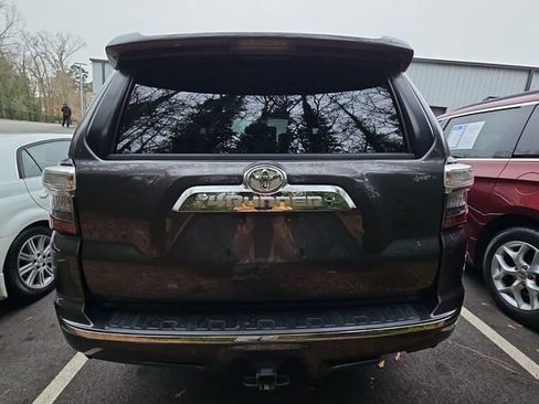Used 2016 Toyota 4Runner Limited image 4