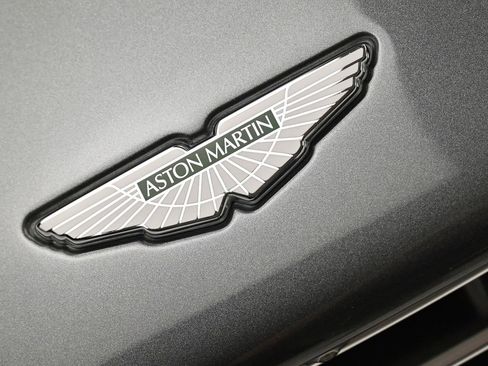 Used 2019 Aston Martin DB11 Coupe RWD image 31