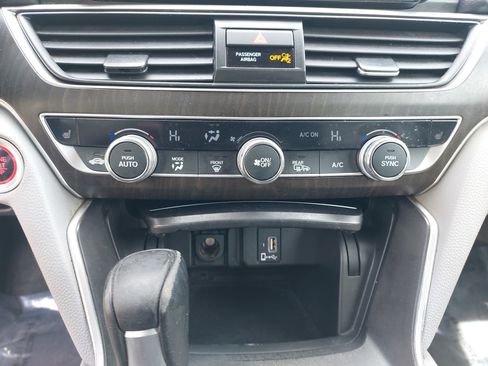 Used 2018 Honda Accord EX-L image 21