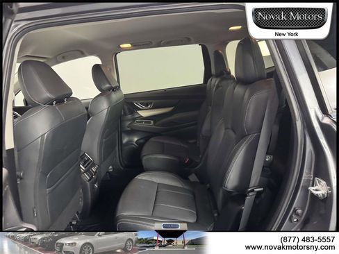 Used 2022 Subaru Ascent Limited image 11
