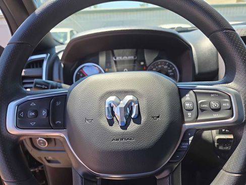 New 2026 RAM 1500 Express AWD/4WD image 23