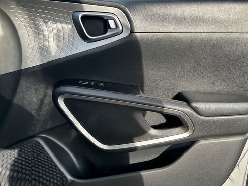 Used 2023 Kia Soul LX w/ Option Group 015 image 25