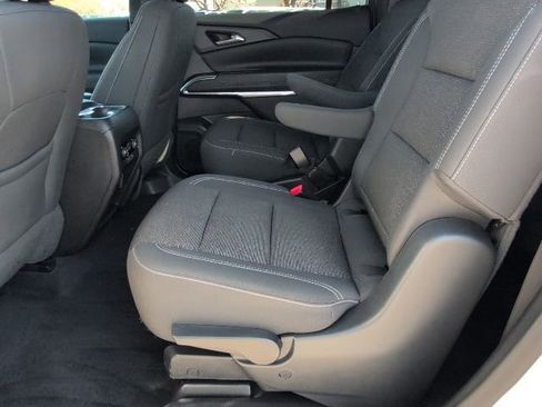 Certified 2024 Chevrolet Traverse LT w/ Trailering Package image 7