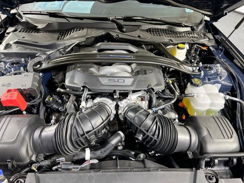 Used 2025 Ford Mustang Dark Horse image 28