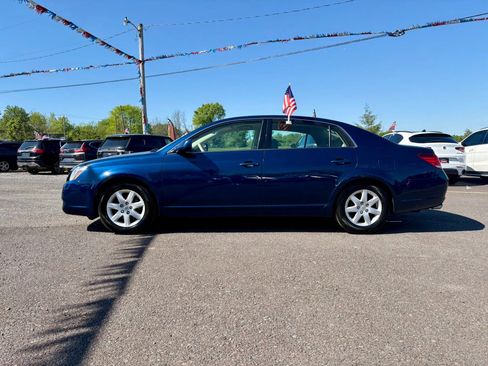 Used 2006 Toyota Avalon XLS FWD image 2