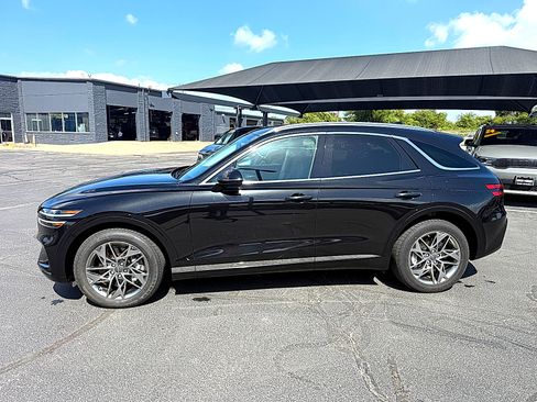Used 2025 Genesis GV70 2.5T AWD/4WD image 3