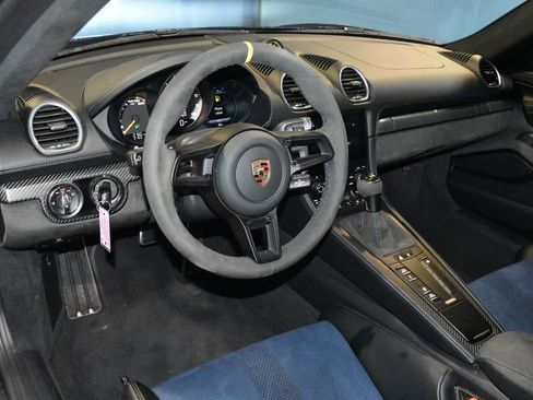 Certified 2024 Porsche 718 Cayman GT4 RS image 5