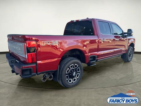 Used 2024 Ford F250 Platinum image 4
