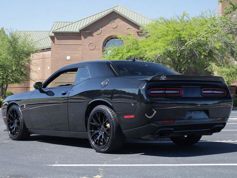 Used 2019 Dodge Challenger R/T Scat Pack RWD image 3