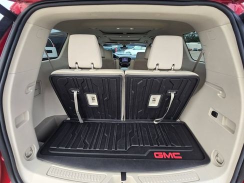 Used 2023 GMC Acadia Denali w/ Denali Ultimate Package FWD image 14