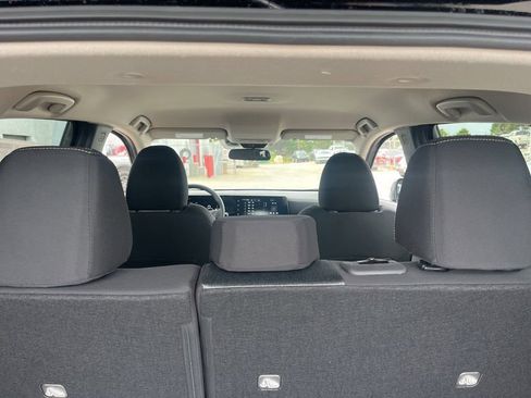 Used 2026 Nissan Kicks SV FWD image 28