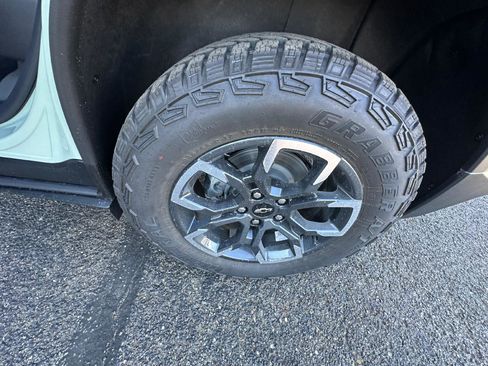 New 2026 Chevrolet Equinox ACTIV w/ Convenience Package III image 34