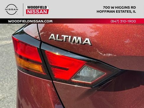 Certified 2023 Nissan Altima 2.5 SV FWD image 11