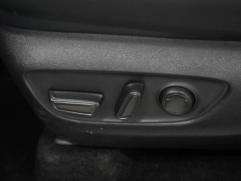 Certified 2026 Toyota Highlander XLE AWD/4WD image 25