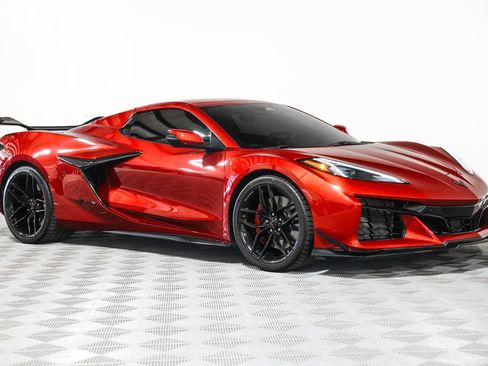 Used 2025 Chevrolet Corvette Z06 image 5