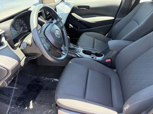 Used 2024 Toyota Corolla LE FWD image 12