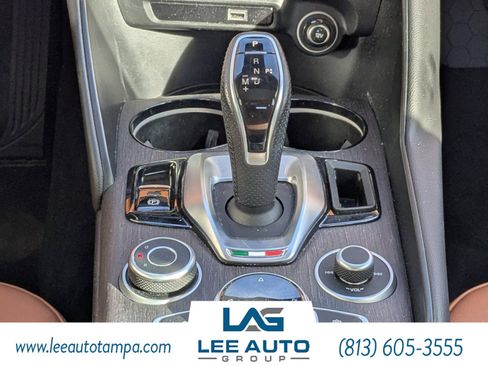 Used 2021 Alfa Romeo Giulia Ti w/ Nero Edizione image 18