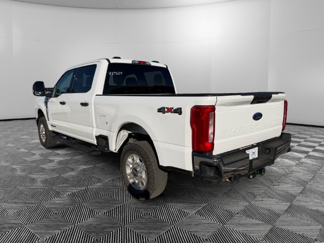 Used 2025 Ford F250 XLT AWD/4WD image 3